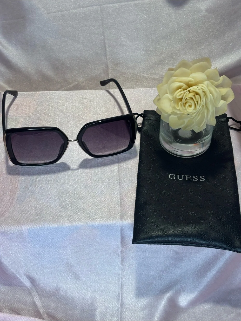 GUESS Women's Black Frame Sunglasses with Gradient Lenses
